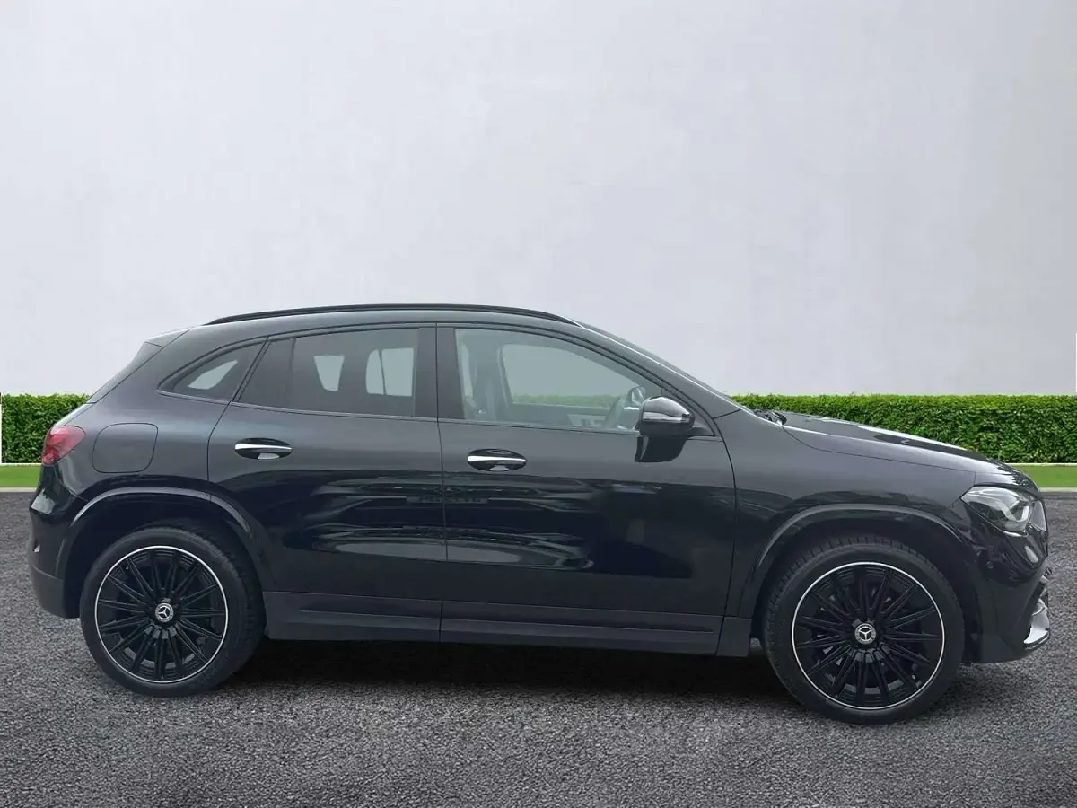 Used Mercedes GLA250 AMG Line Premium Plus 218 HP (160 kW) 2025 Black SUV