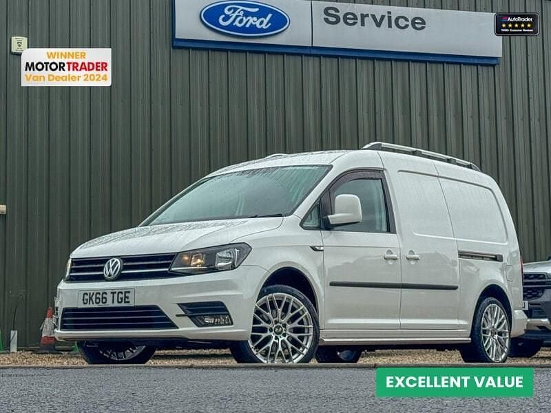 White Used 2016 VW Caddy Maxi Highline MPV | £17,984 (Expensive) - Image 1/4
