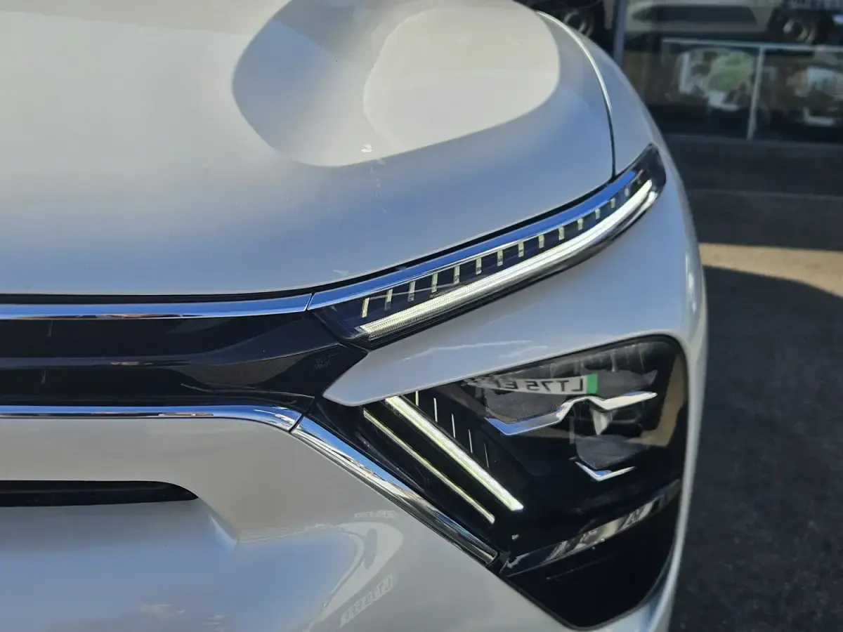 Begagnad Citroën C5 X PureTech 2024 Vit Kombi