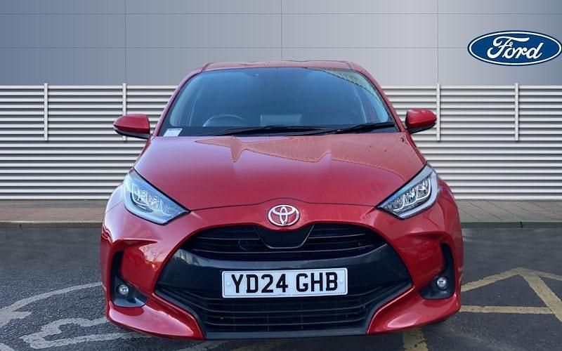 Used Toyota Yaris Hybrid Design 116 HP (85 kW) 2026 Hatchback