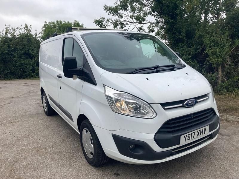 White Used 2017 Ford Transit Custom Trend Van | £5,490 - Image 1/4