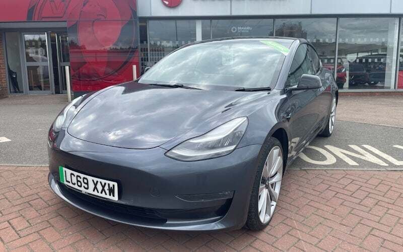 Silver Used 2019 Tesla Model 3 Performance Sedan | £18,888 (Good price) - Image 1/4