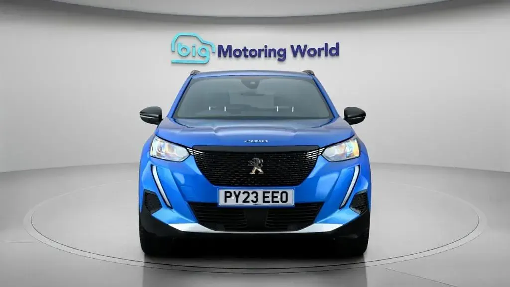 Used Peugeot 2008 Allure+ 100 HP (73 kW) 2023 Blue SUV