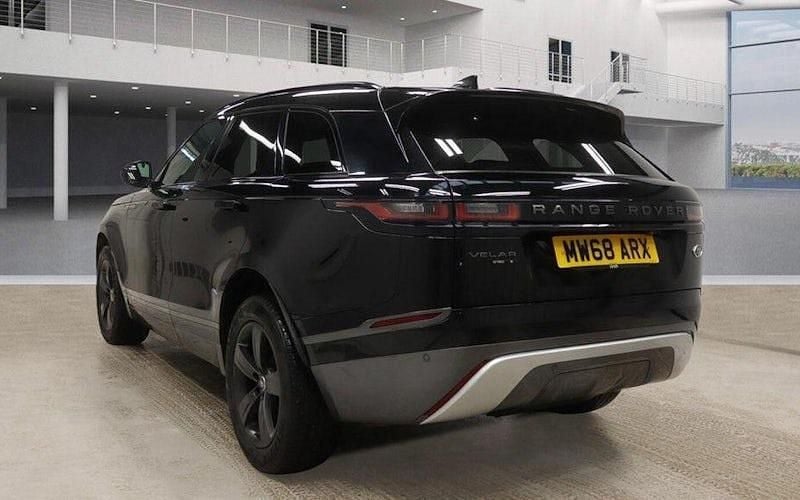 Used Land Rover Range Rover Velar R-Dynamic 179 HP (131 kW) 2020 SUV