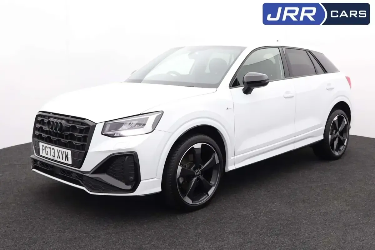 Usado Audi Q2 Black Edition 2023 Blanco SUV