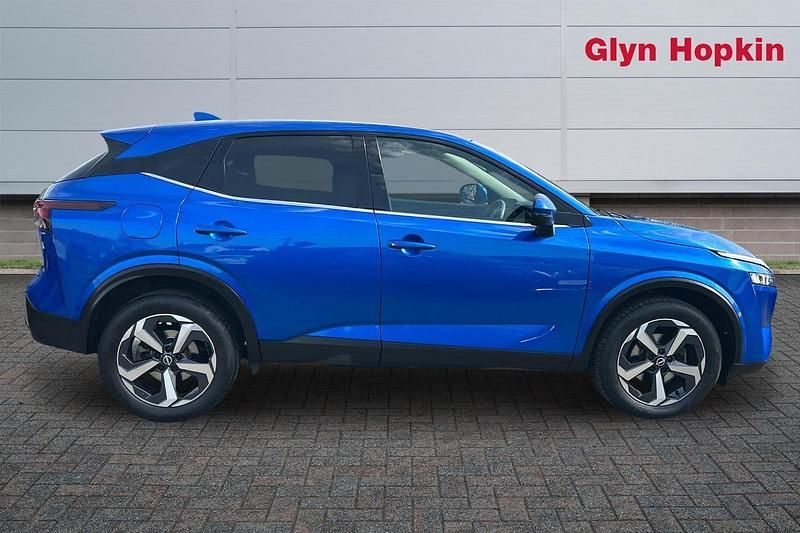 Used Nissan Qashqai N-Connecta 158 HP (116 kW) 2022 Blue SUV