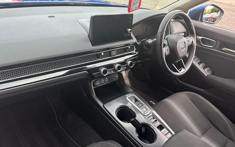 Used Honda Civic Elegance 143 HP (105 kW) 2025 Hatchback