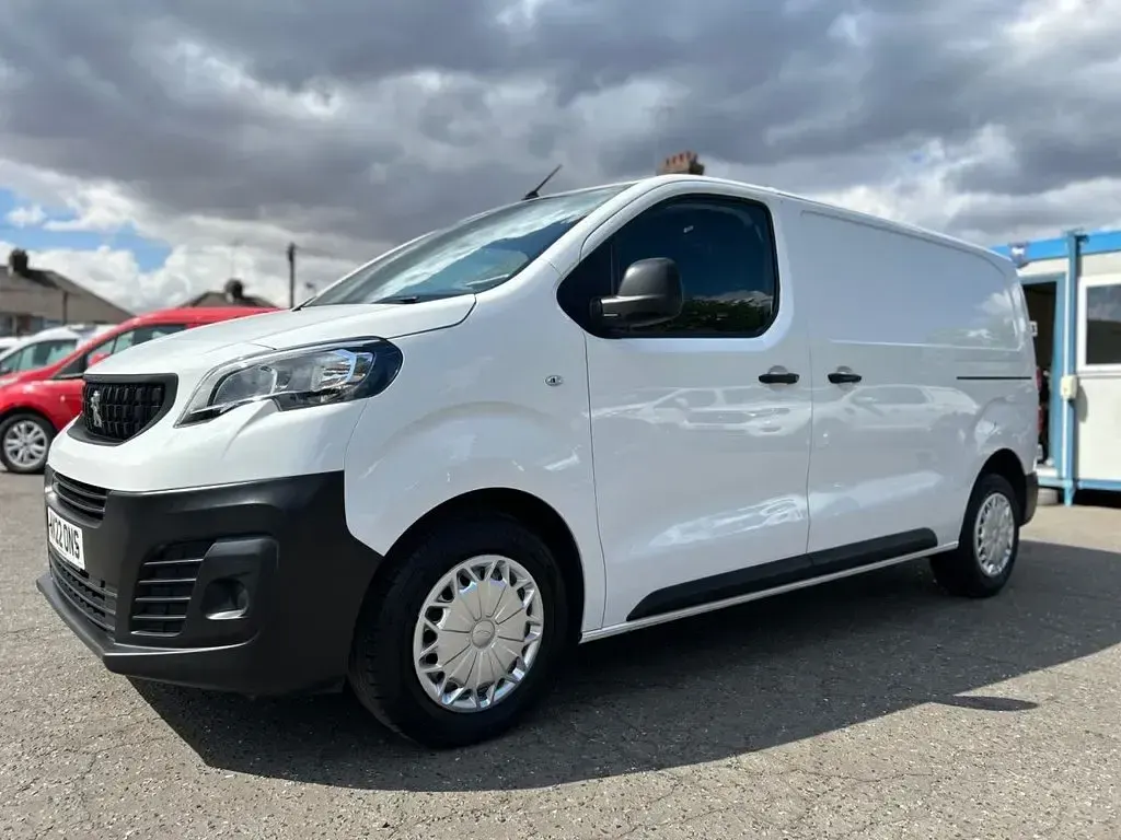 Used Peugeot Expert Premium 2022 White Van