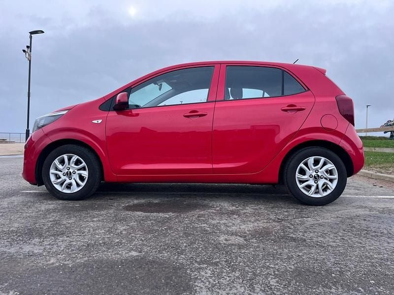Used Kia Picanto 66 HP (48 kW) 2019 Red Hatchback