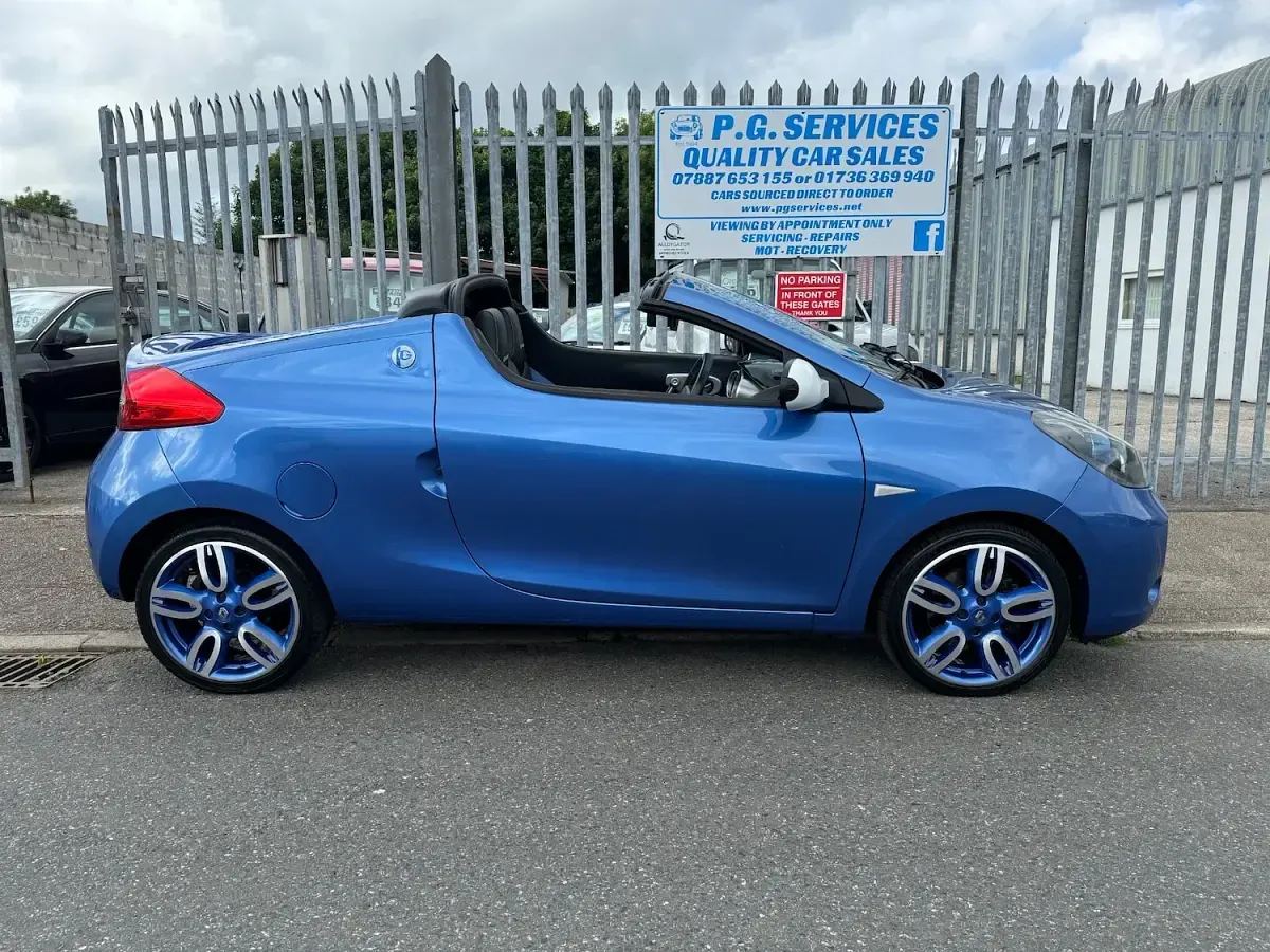 Used Renault Wind 100 HP (73 kW) 2011 Blue Cabriolet