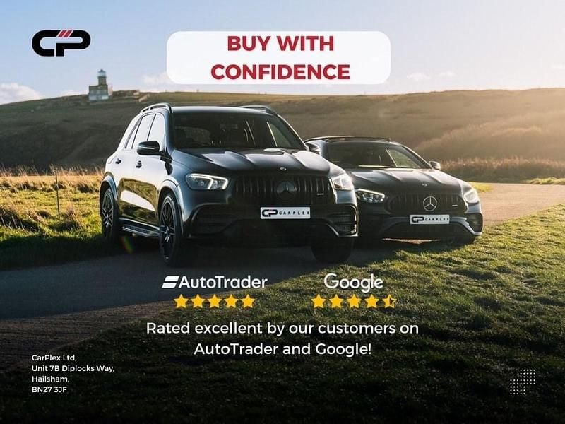 Used Land Rover Defender SE 250 HP (183 kW) 2021 Black Estate