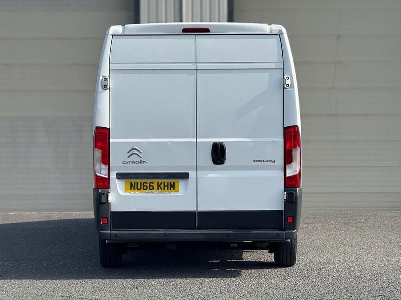 Used Citroën Relay 130 HP (95 kW) 2016 White Van