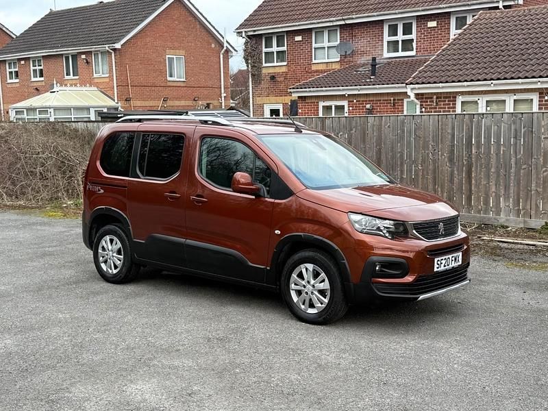 Used Peugeot Rifter Allure 131 HP (96 kW) 2020 Bronze MPV