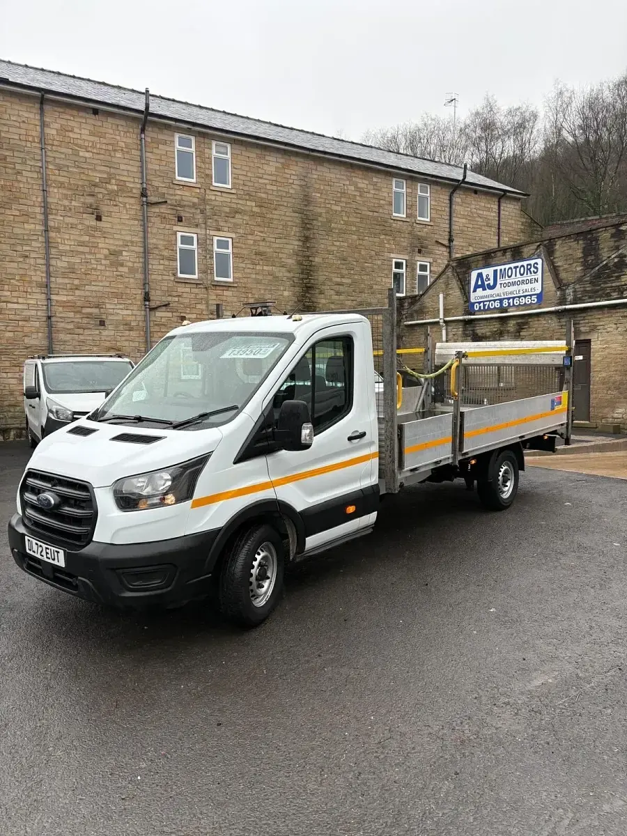 Used Ford Transit 130 HP (95 kW) 2023 White Cabriolet