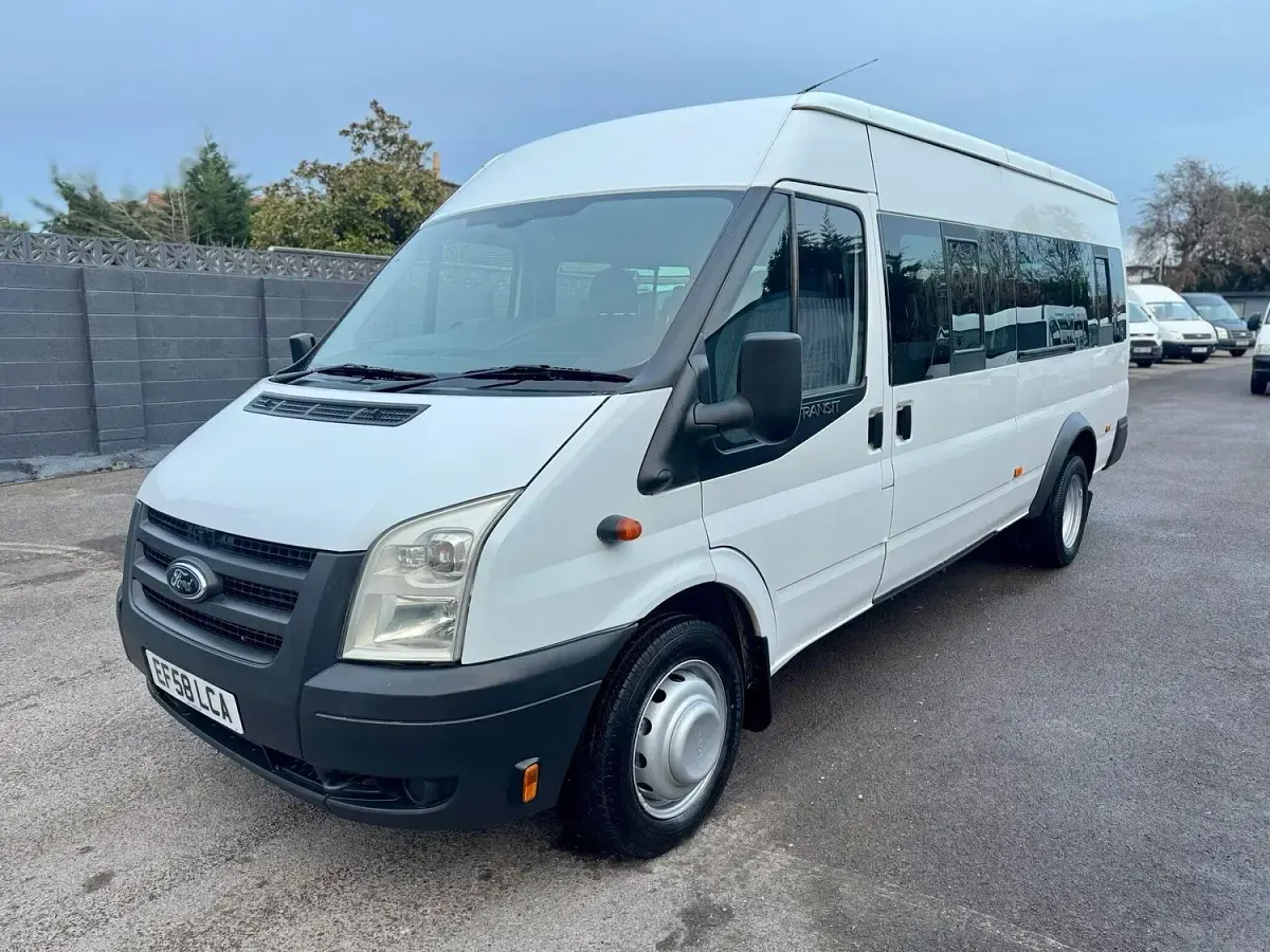 Used Ford Transit 115 HP (84 kW) 2009 White Sedan