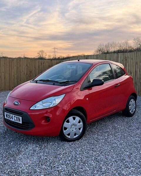 Używany Ford Ka Studio 69 KM (50 kW) 2014 Czerwony Hatchback