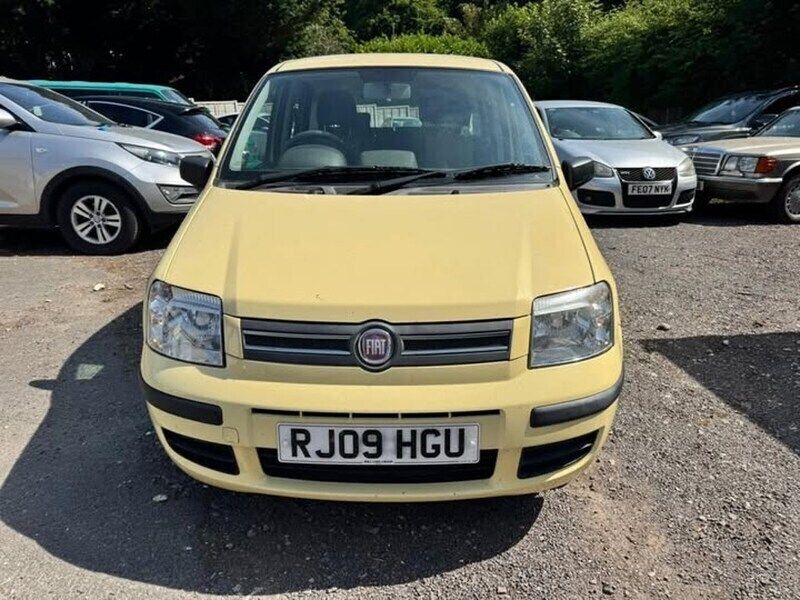 Yellow Used 2009 Fiat Panda Dynamic Hatchback | £2,495 - Image 1/4