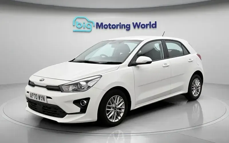 Used Kia Rio 101 HP (74 kW) 2022 Hatchback