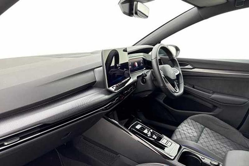Used VW Golf VIII 150 HP (110 kW) 2024