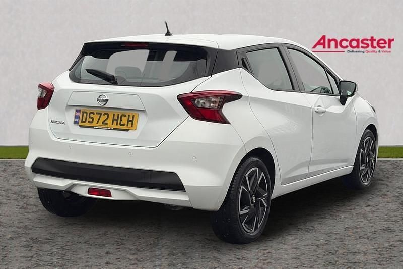Used Nissan Micra Acenta 91 HP (66 kW) 2022 White Hatchback