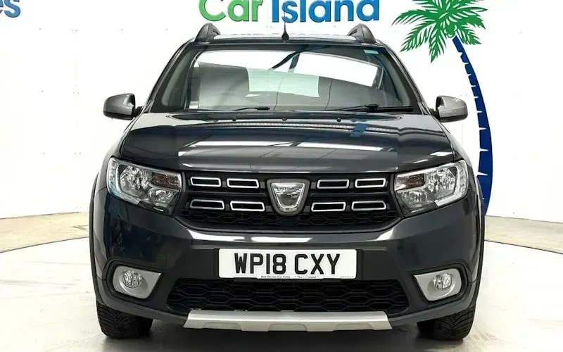 Used Dacia Sandero Lauréate 90 HP (66 kW) 2018 Grey Hatchback