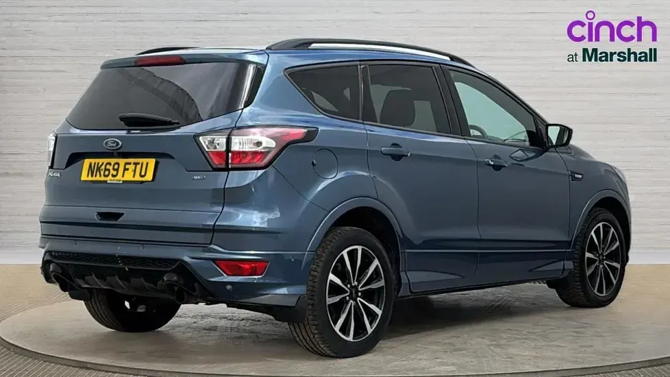 Second-hand Ford Kuga ST-Line 176 CP (129 kW) 2019 Albastru SUV