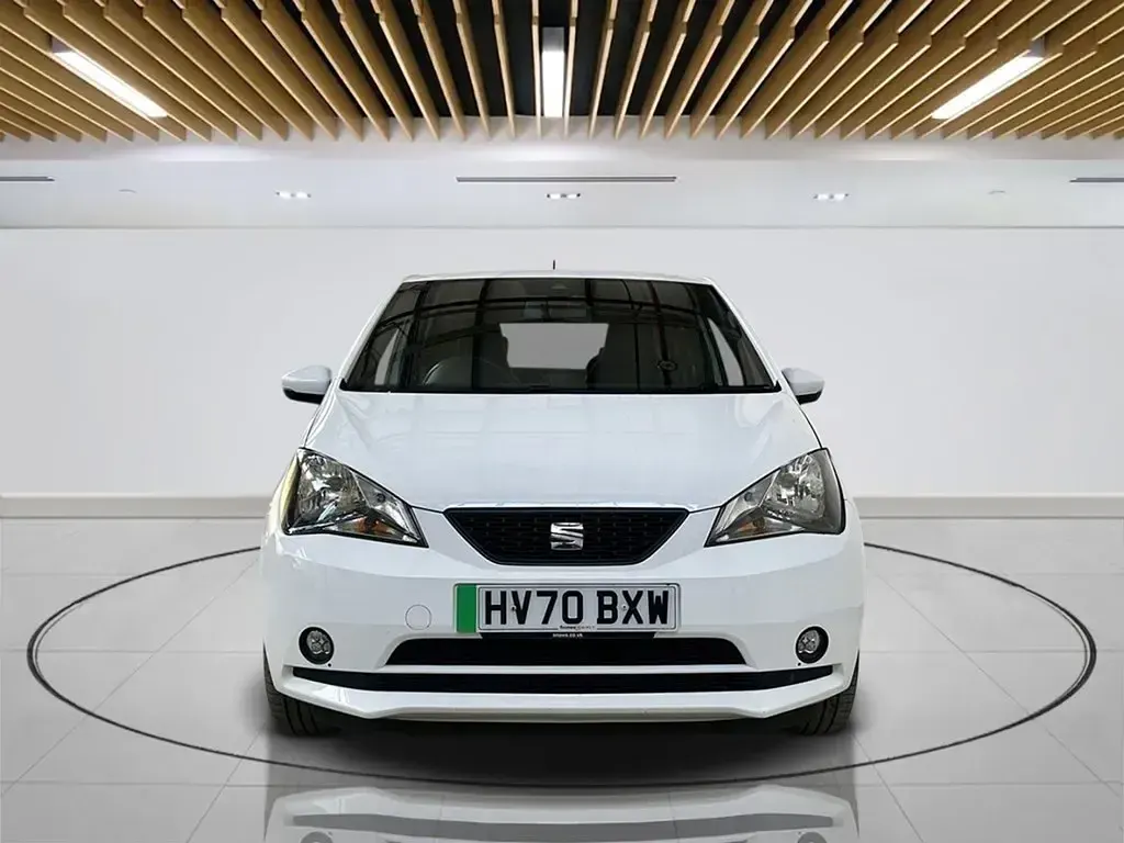 Begagnad Seat Mii Electric 61 kW (83 HK) 2020 Vit Halvkombi