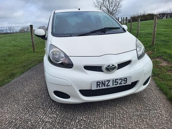 Used Toyota Aygo 2012 White Hatchback
