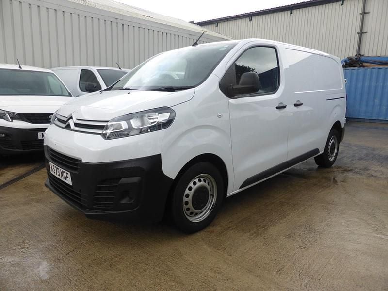 White Used 2023 Citroën Dispatch MPV | £13,950 (Good price) - Image 1/4