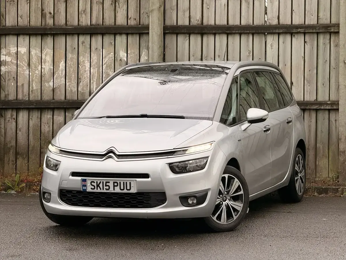 Used Citroën Grand C4 Picasso Exclusive 115 HP (84 kW) 2015 Silver MPV