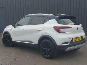 Used Renault Captur Version S 160 HP (117 kW) 2021 White SUV
