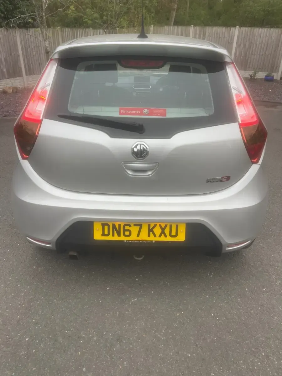 Used MG MG3 106 HP (77 kW) 2017 Silver Hatchback