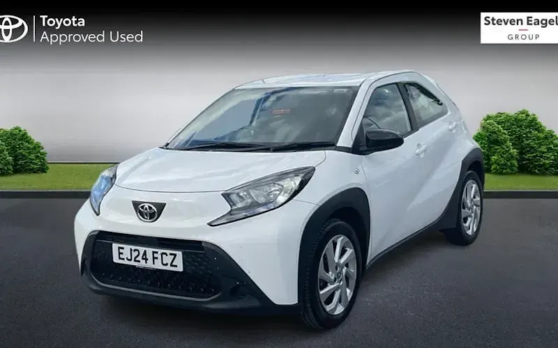 Used Toyota Aygo X PURE 72 HP (52 kW) 2025 SUV