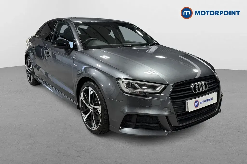 Usado Audi A3 Black Edition 184 HP (135 kW) 2019 Sedan