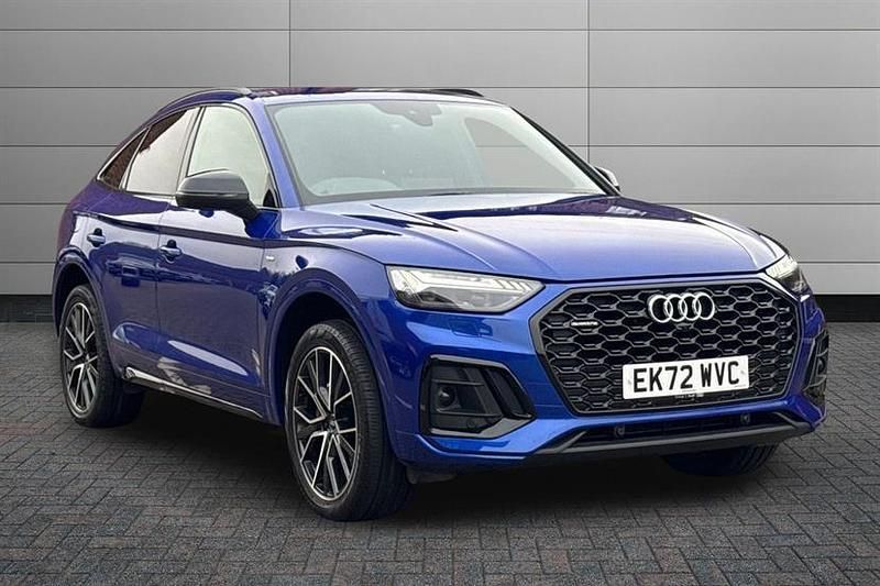 Used Audi Q5 Comfort 204 HP (150 kW) 2022 Ultra blue SUV