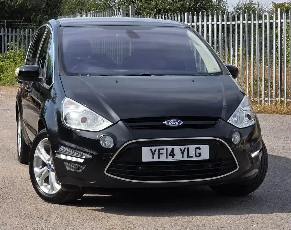 Used Ford S-MAX Titanium 2014 Black MPV