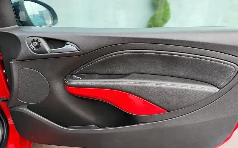Used Vauxhall Adam 69 HP (50 kW) 2016 Red Hatchback