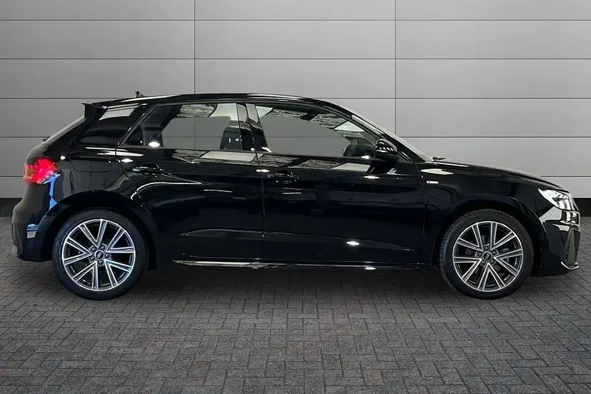 Used Audi A1 Sportback S-Line 148 HP (108 kW) 2022 Mythos black Hatchback