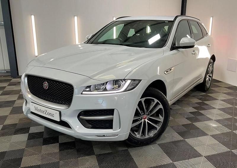 White Used 2018 Jaguar F-Pace R-Sport SUV | £12,950 (Expensive) - Image 1/4