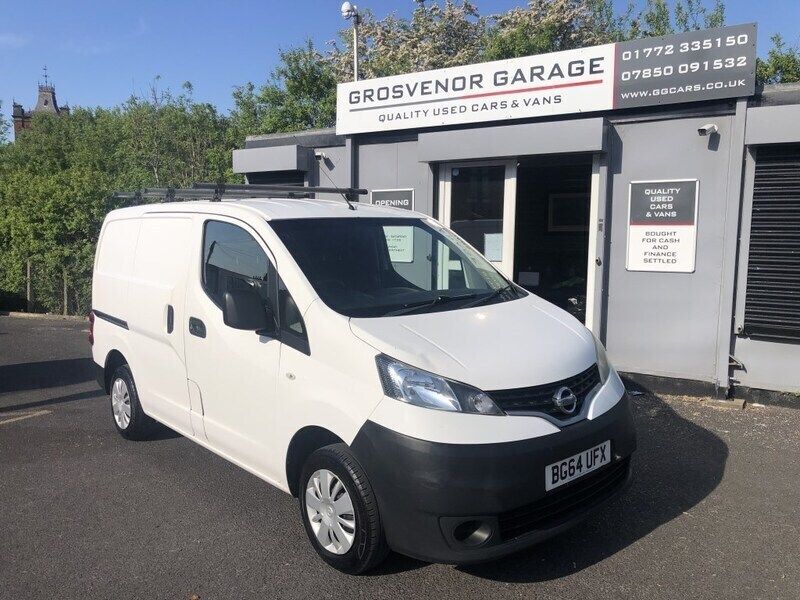 White Used 2014 Nissan NV200 Acenta Van | £3,995 (A bit pricey) - Image 1/4