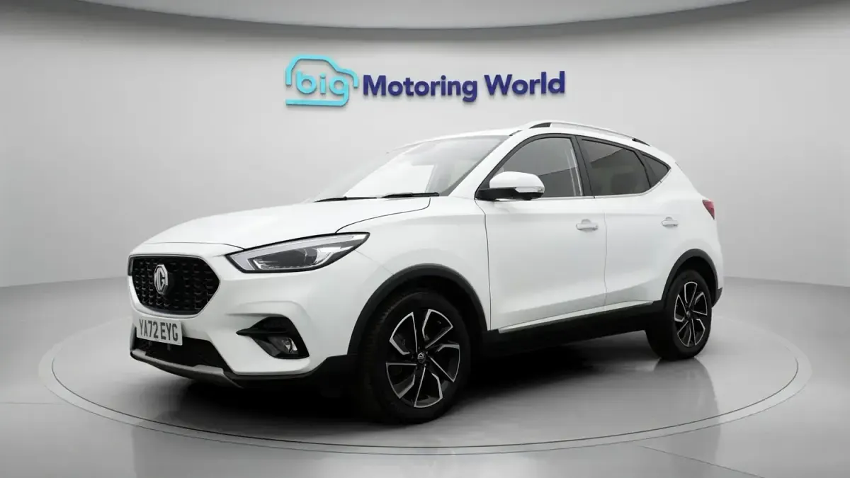 Usado MG ZS Exclusive 111 CV (81 kW) 2023 Blanco SUV