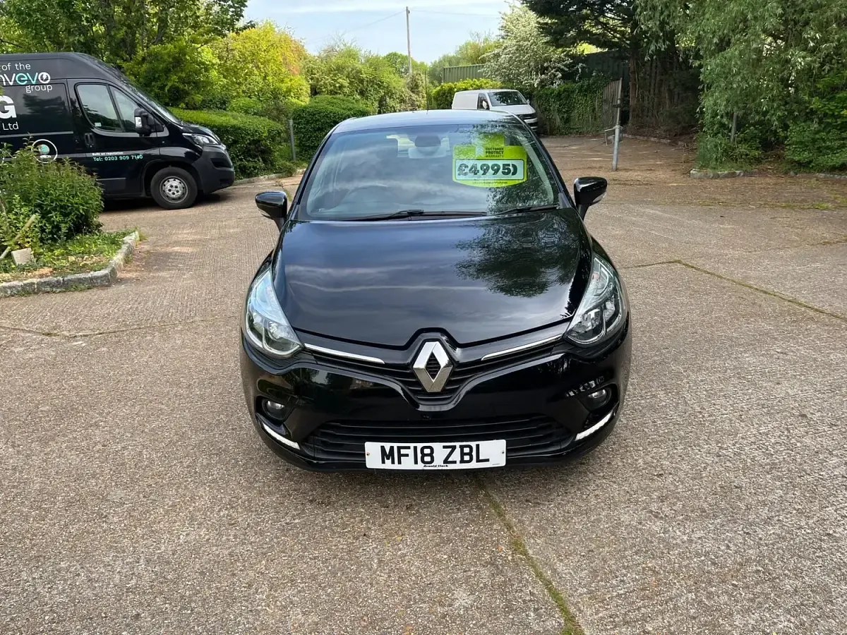 Used Renault Clio IV Dynamique 2018 Black Hatchback