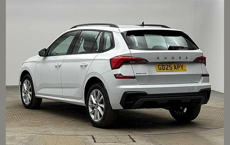 Used Skoda Kamiq SE 113 HP (83 kW) 2025 Moon white metallic SUV