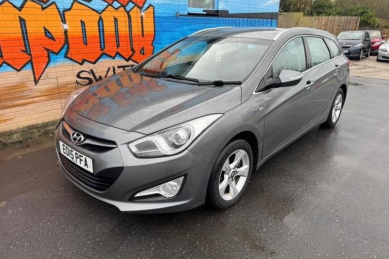 Silver Used 2015 Hyundai i40 Active Estate | £2,995 (Fair price) - Image 1/1