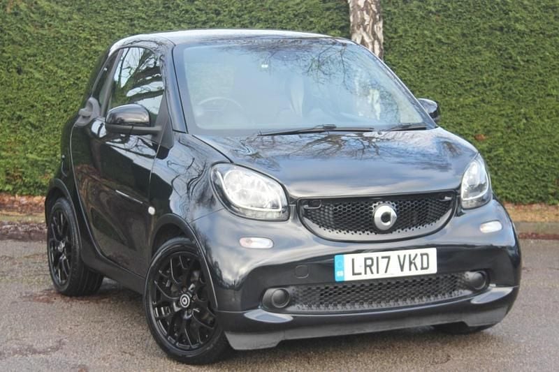Black Used 2017 Smart ForTwo Coupé Premium Coupe | £6,995 (Good price) - Image 1/4