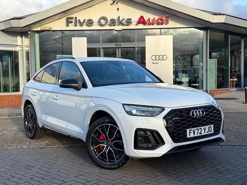 White Used 2022 Audi Q5 Sportback Comfort SUV | £36,790 (Fair price) - Image 1/4