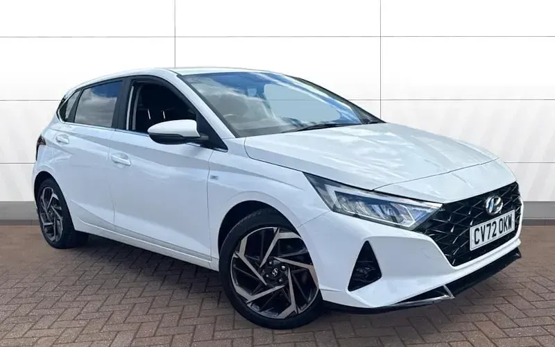 Used Hyundai i20 Premium 101 HP (74 kW) 2023 Hatchback