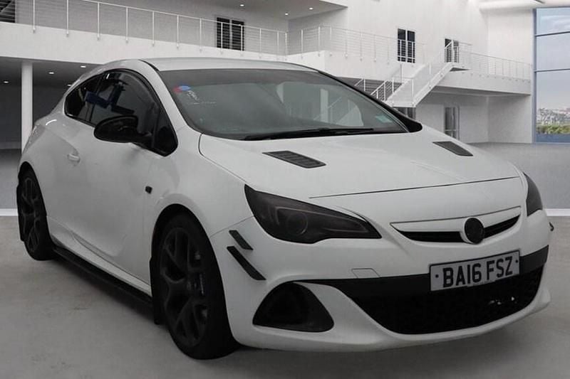 Used Vauxhall Astra GTC 280 HP (205 kW) 2016 Coupe