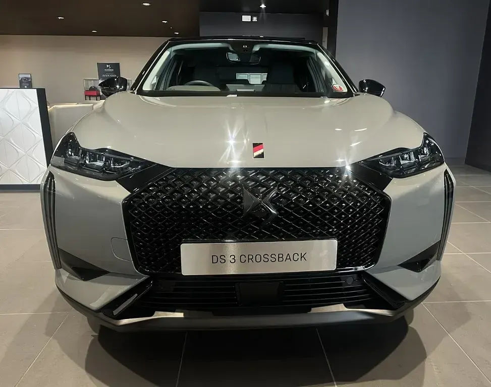 Used DS Automobiles DS3 Crossback Performance 156 HP (114 kW) 2024 Grey SUV