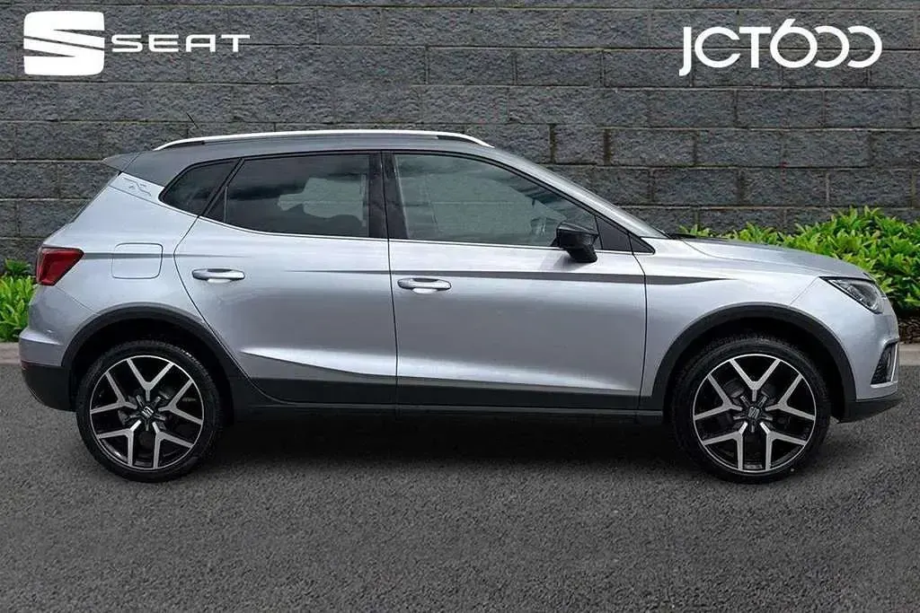 Used Seat Arona FR Sport 113 HP (83 kW) 2018 Silver SUV